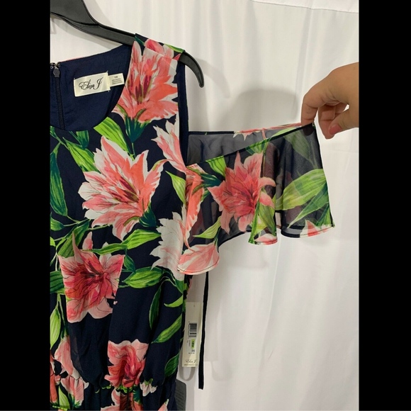 NWT $178 Eliza J Floral Chiffon Cold Shoulder Maxi Dress [‎ SZ 18W ] - Picture 8 of 8